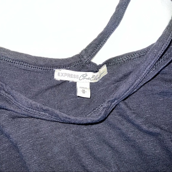 Express Crop Top - Picture 3 of 3